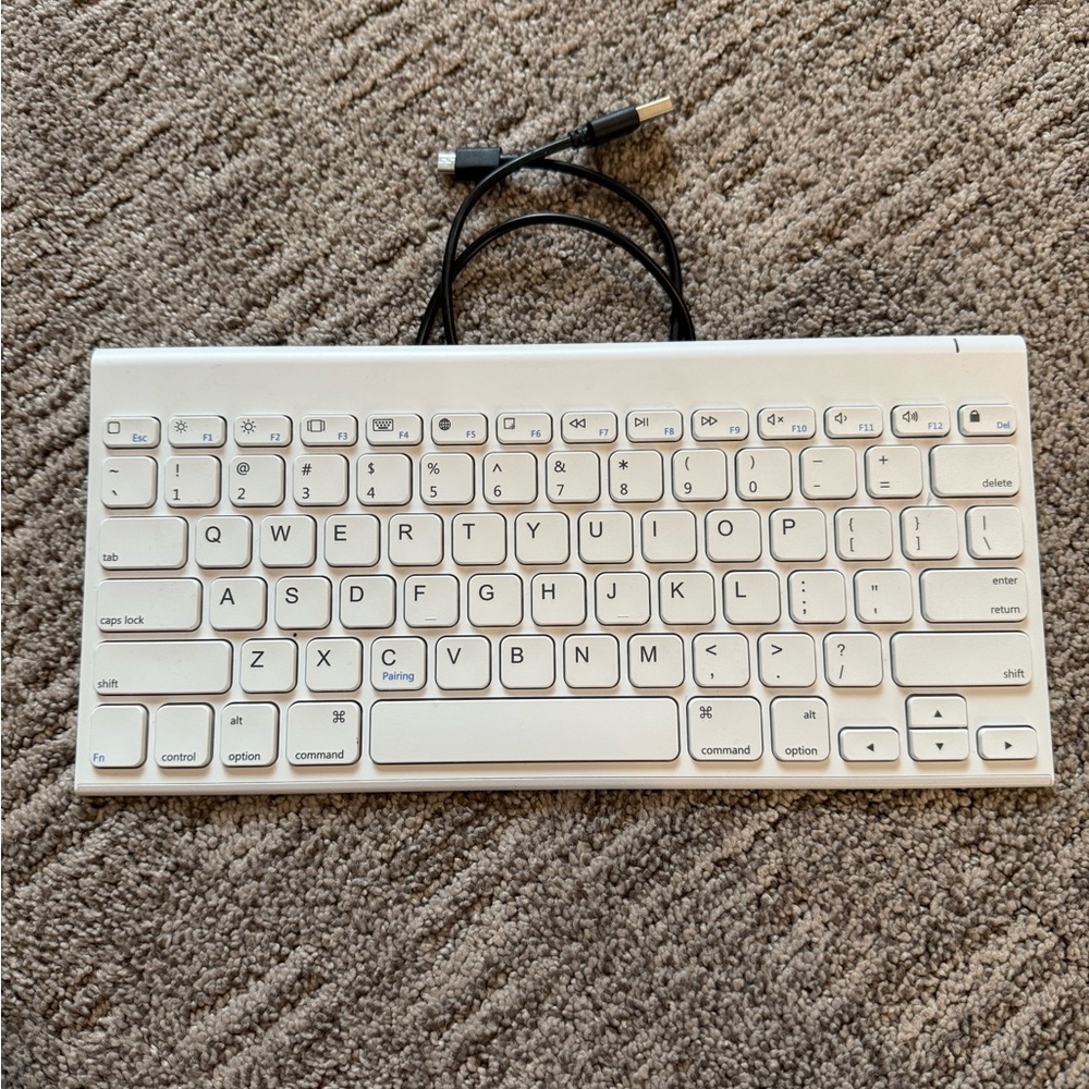 Omoton Wireless Bluetooth Keyboard